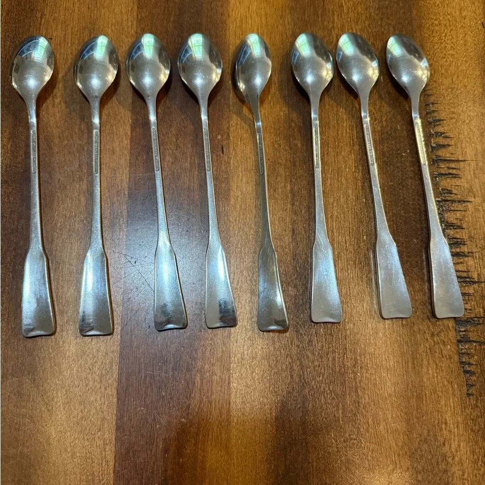 Lunt Modern Classic Stainless Flatware Glossy Long Handle Tea Spoon Set Of 8